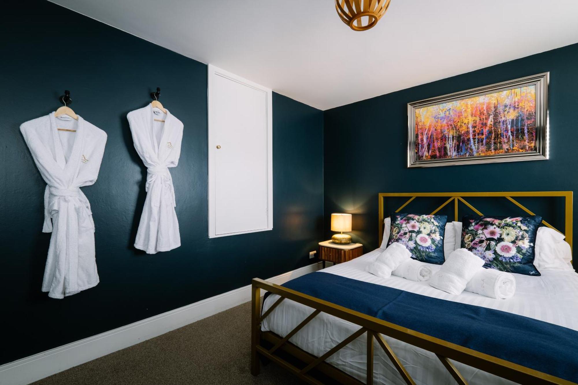 Rockside - Luxury 1 Bedroom Home With Hot Tub, Central Location, Parking And Pet Friendly Windermere Buitenkant foto
